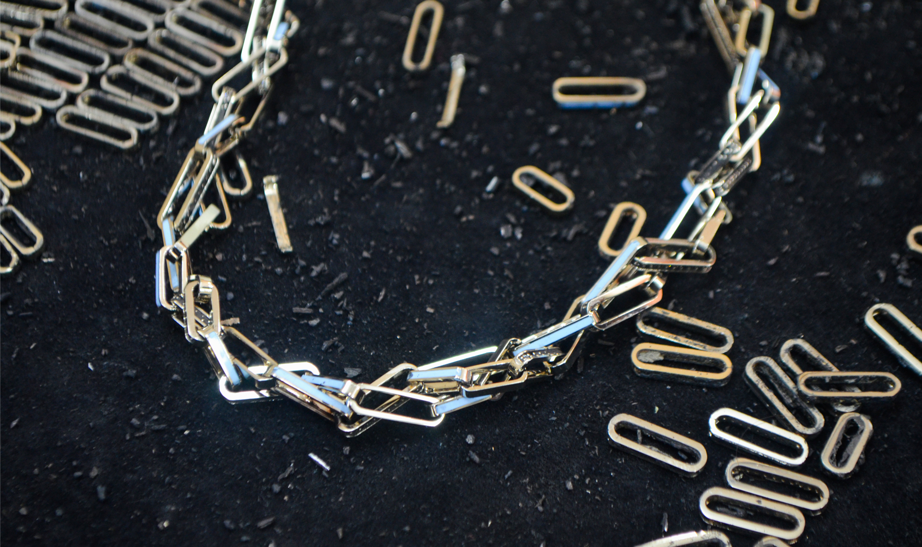 Paon dor - Gold Manufacture