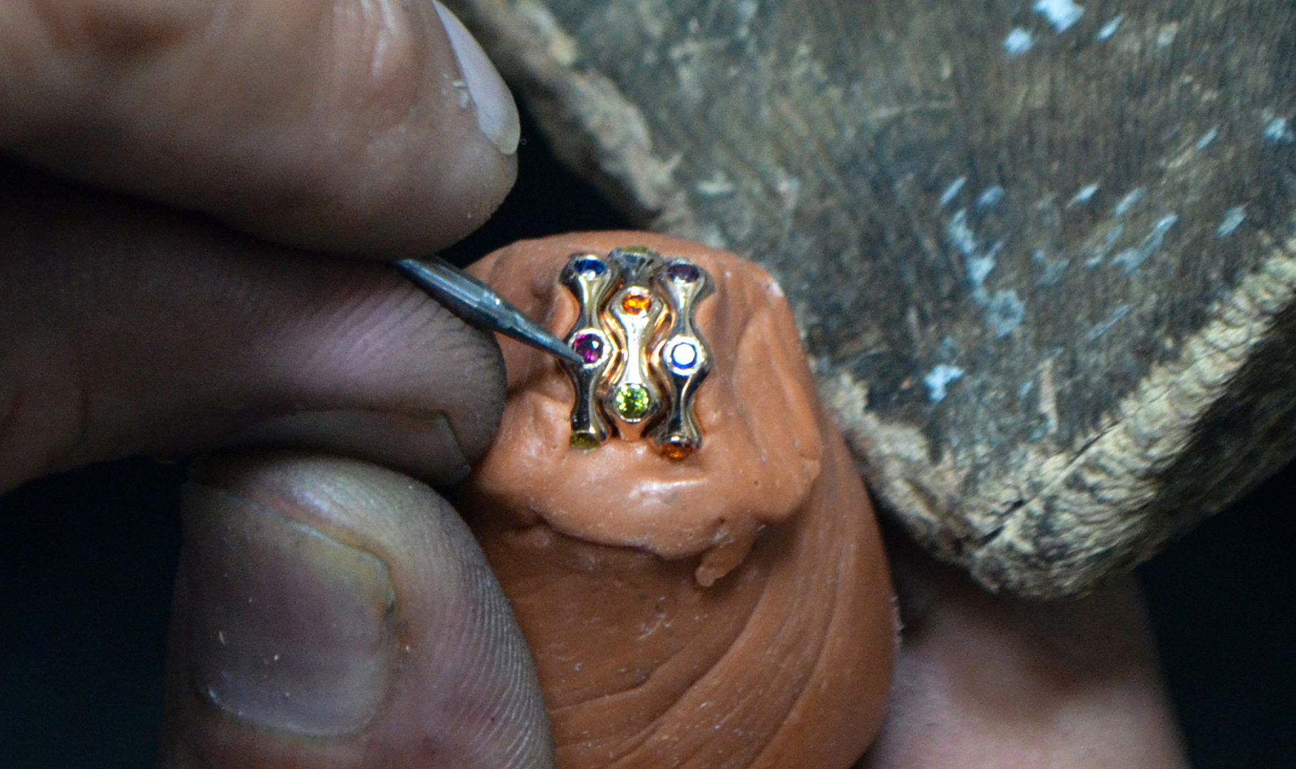 Paon dor - Gold Manufacture